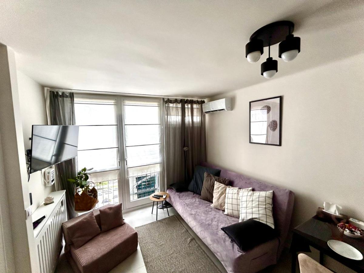 Sky Apartment Comfy Suite Pereca Warschau Exterior foto
