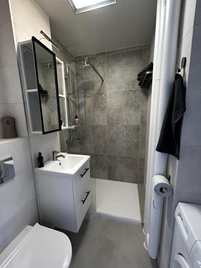 Sky Apartment Comfy Suite Pereca Warschau Exterior foto